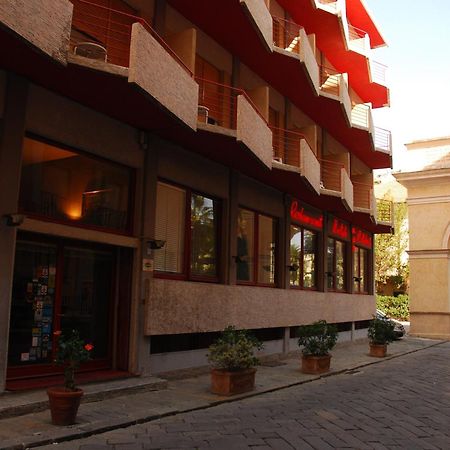 Hotel Colibri Finale Ligure Exterior photo
