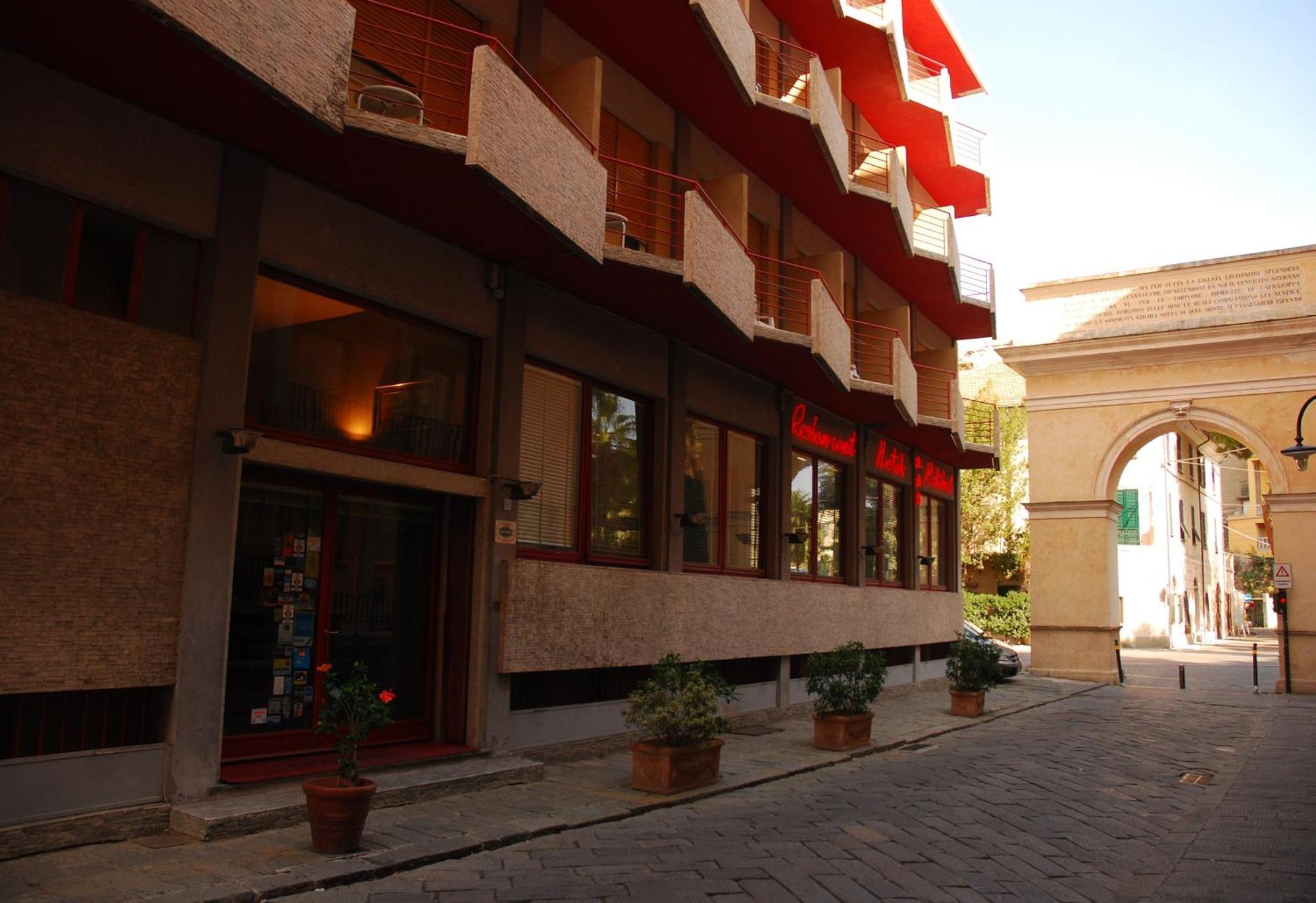 Hotel Colibri Finale Ligure Exterior photo