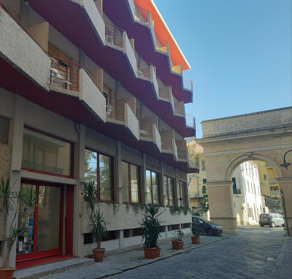 Hotel Colibri Finale Ligure Exterior photo
